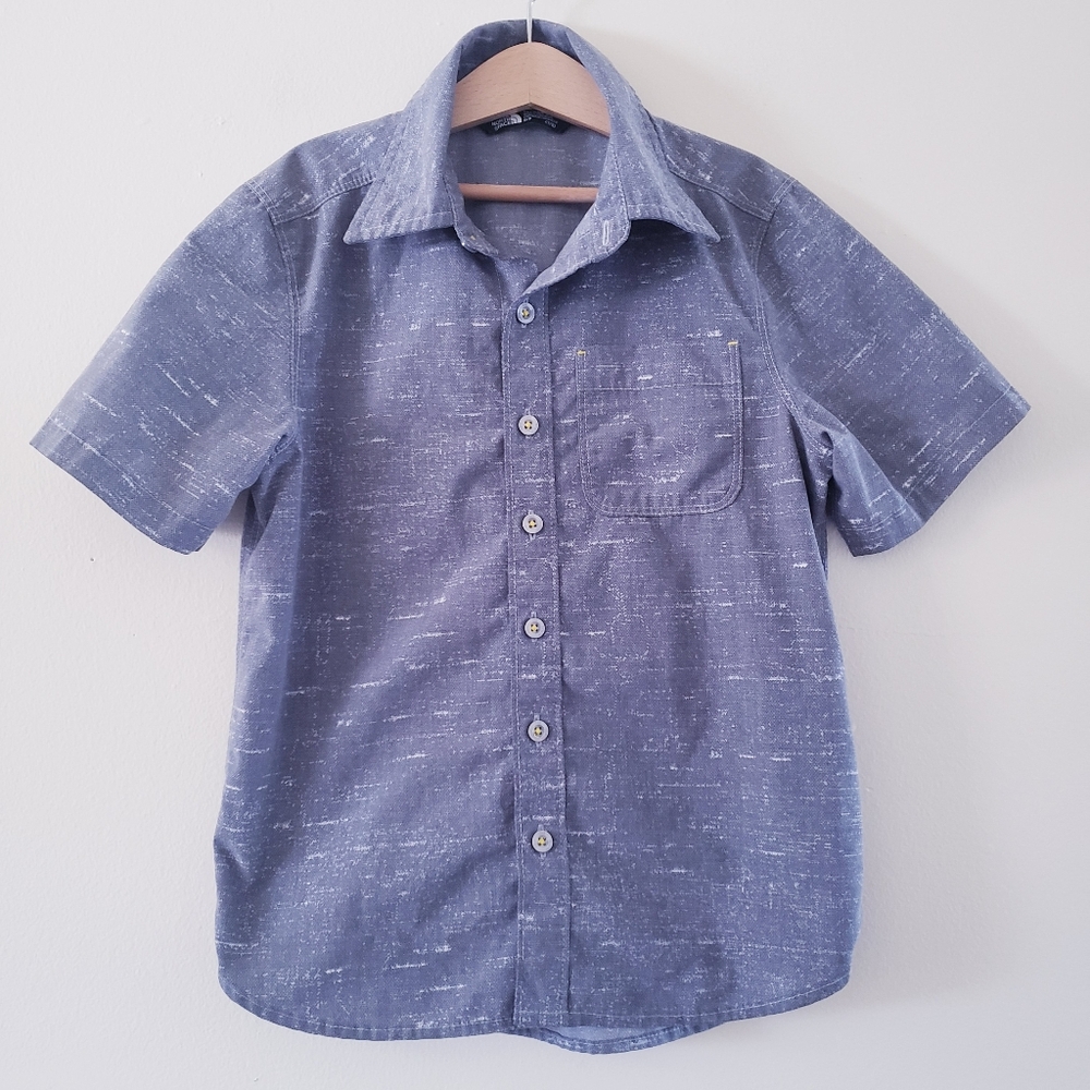 The North Face Boys Button Down Short Sleeve Shirt - S ( 7 - 8)